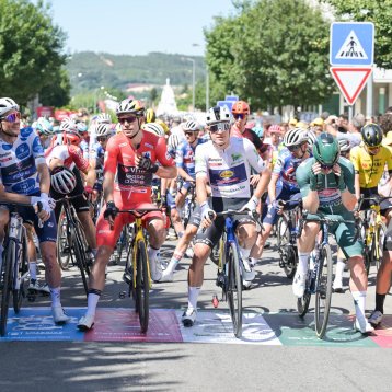 La Vuelta 2025 Accès VIP : Village Départ - Vuelta 2025