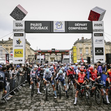 Accès VIP : Village Départ - Paris-Roubaix 2026