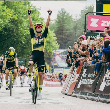 Espace Billet VIP Tour de France Femmes 2026 Accès VIP : Espace Izoard - Tour de France Femmes 2026